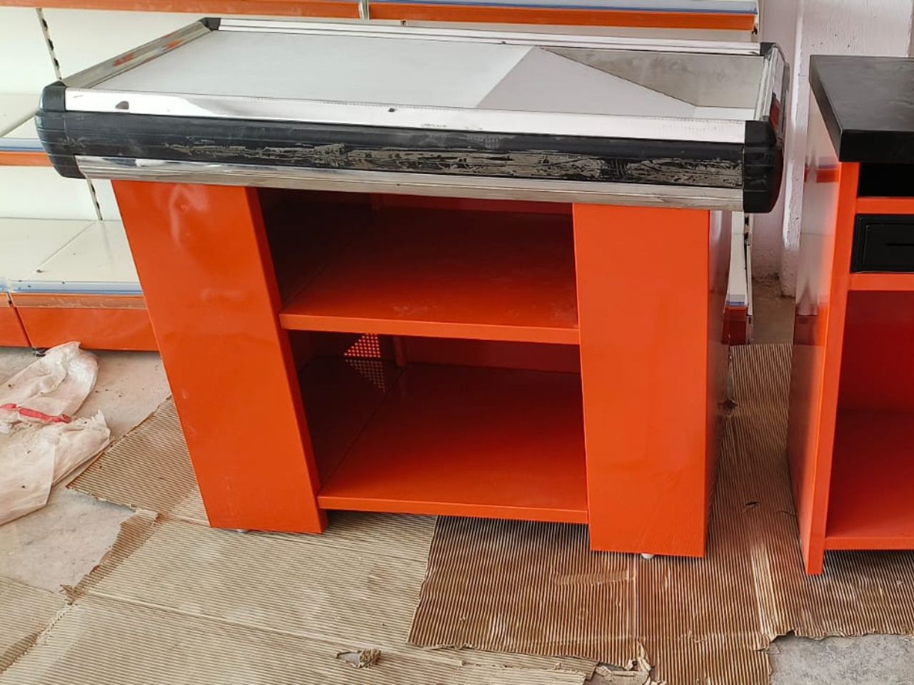 311699610_Display  counter.jpg